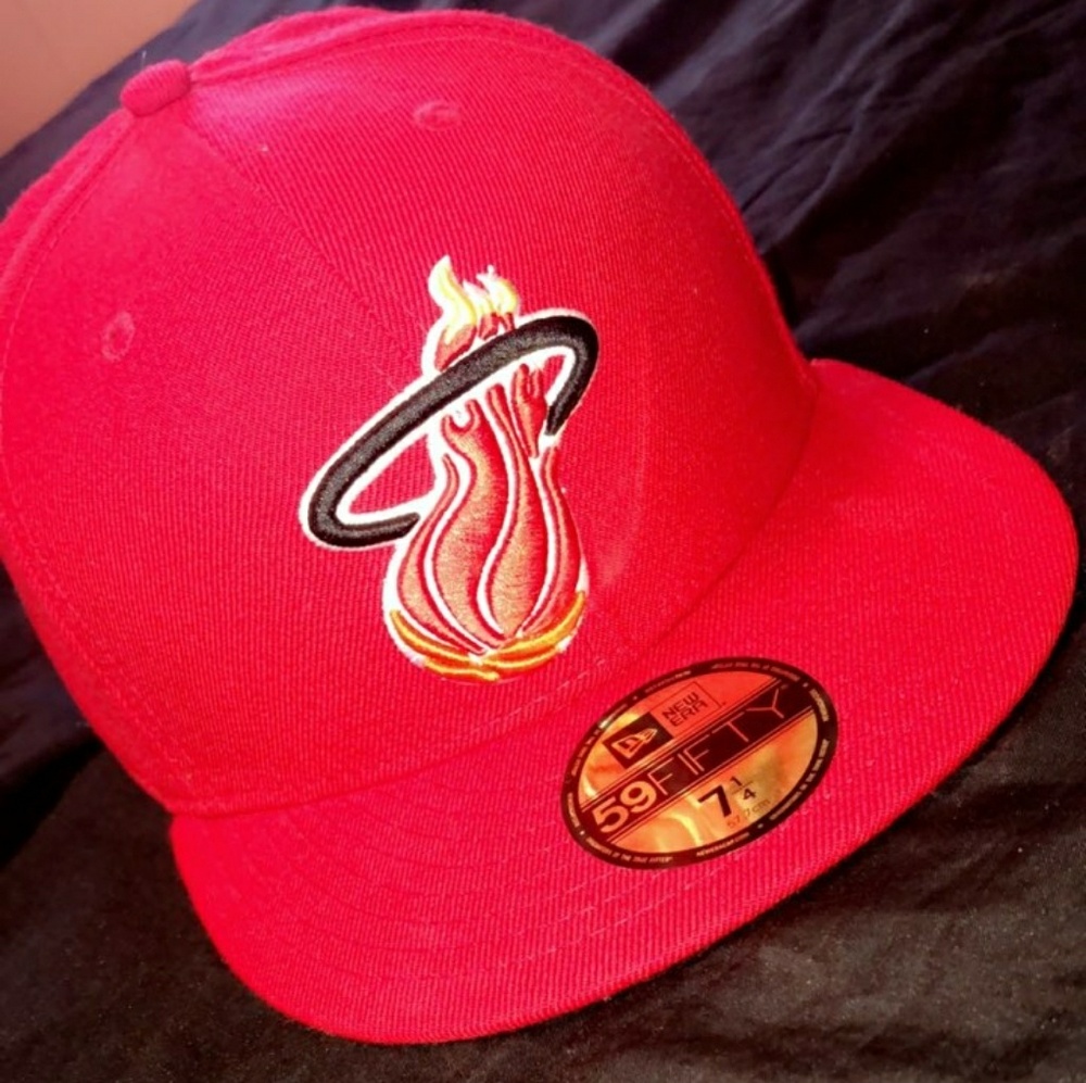 Red Miami heat fitted